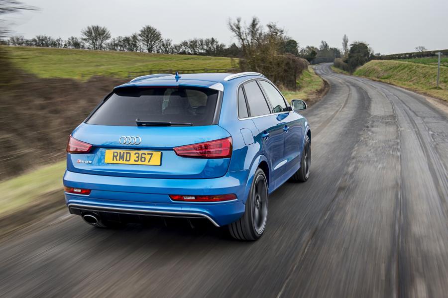  Audi RS Q3 (8U) 2015 года  (UK) (фото 2 из 5)